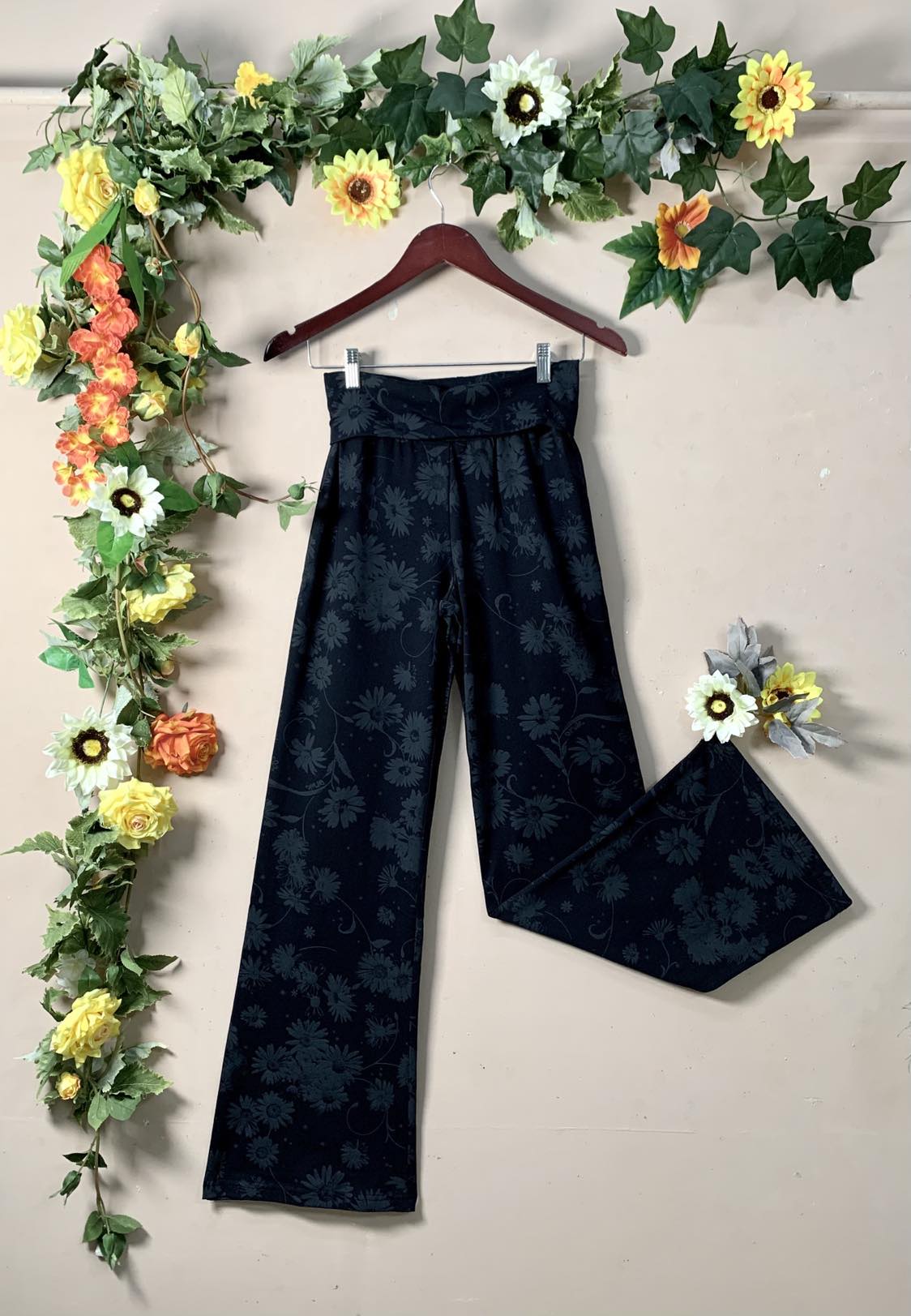 Nude Leisure Pants MED