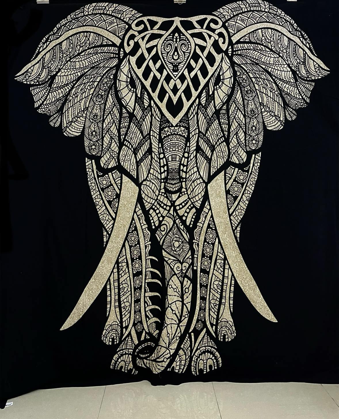 Mandala Queen Black & Stone