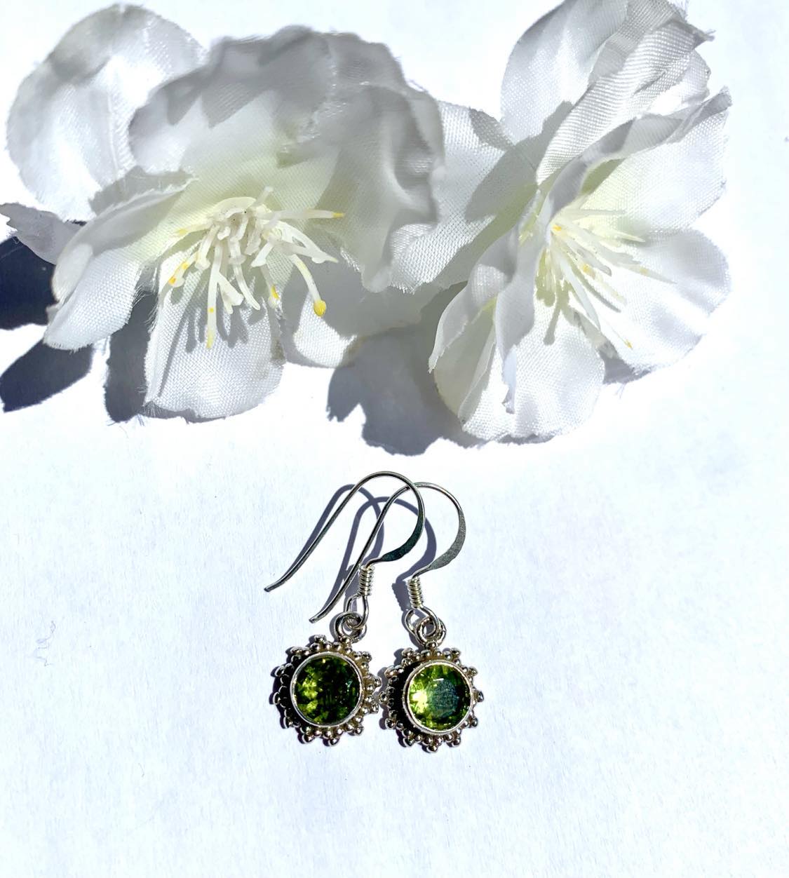 Dainty Silver Gemstone Earings Flower