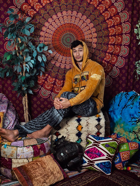 No Time Hoodies Large