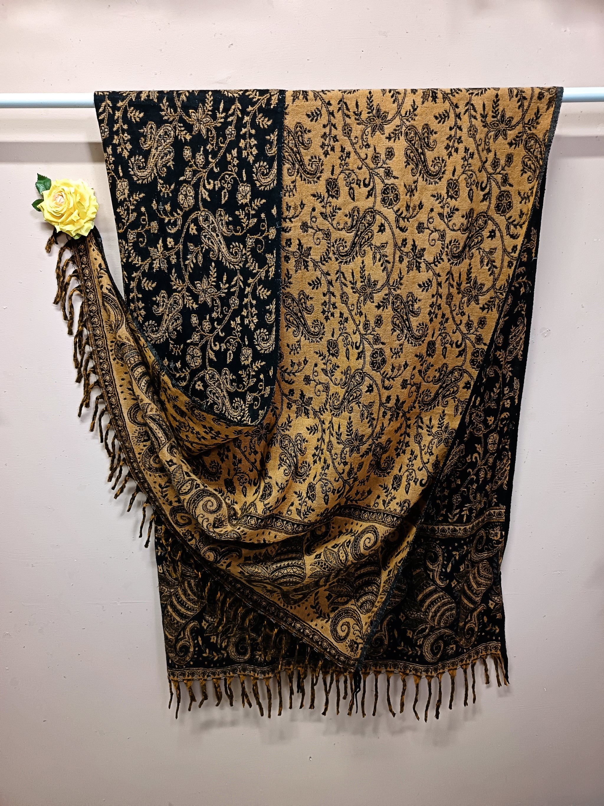 Himalayan Shawl