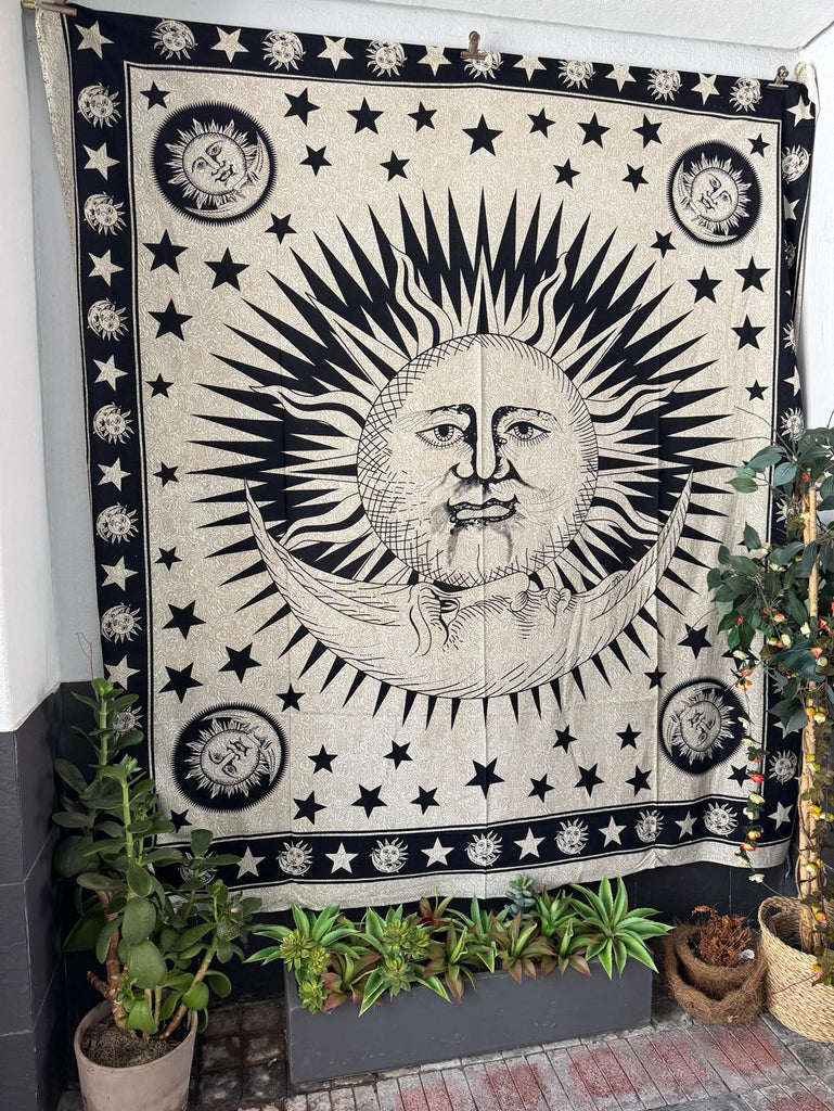 Mandala Queen Black & Stone