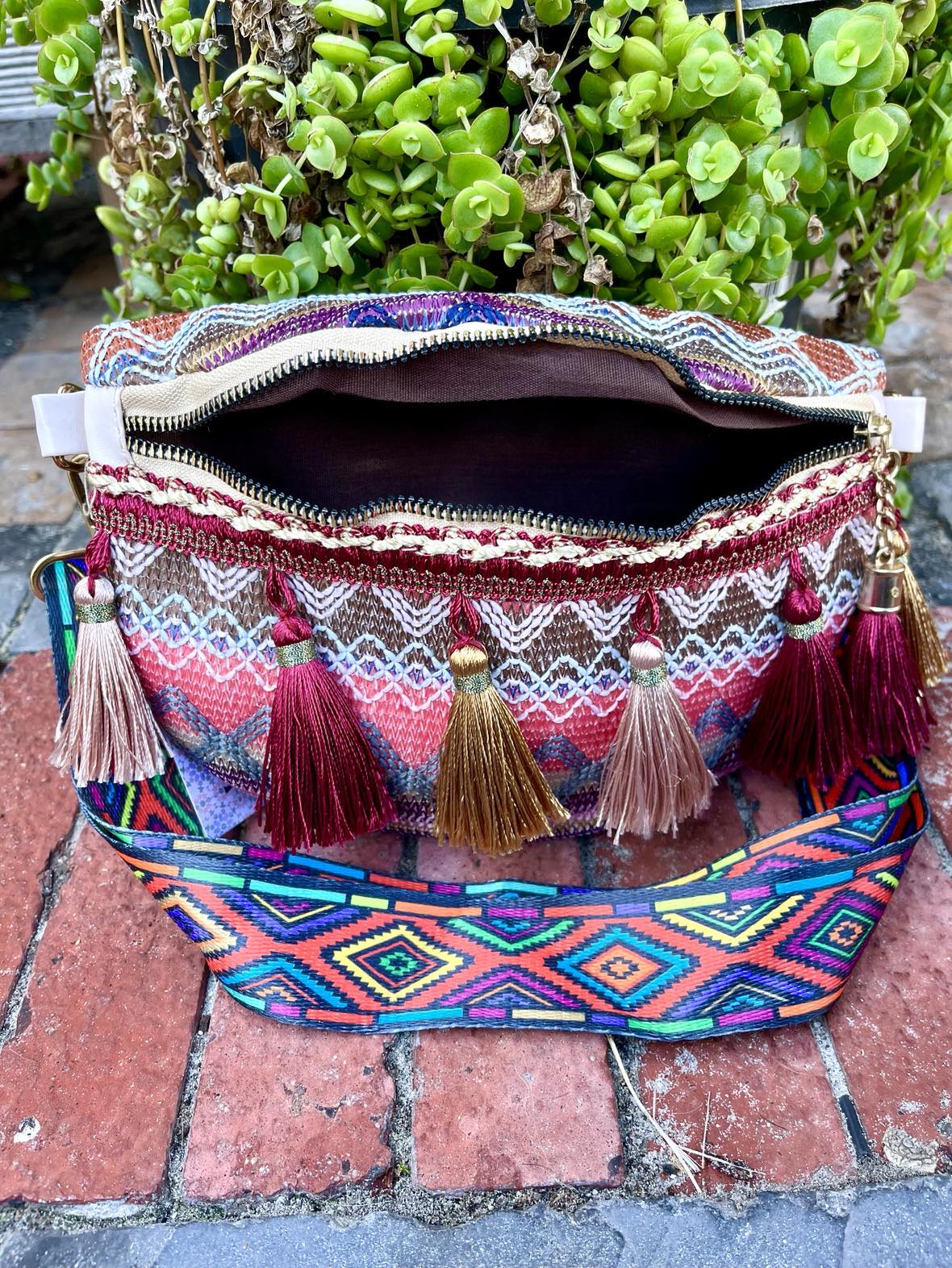 Tassle Tribal Moonbag
