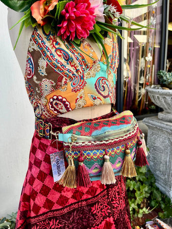 Tassle Tribal Moonbag