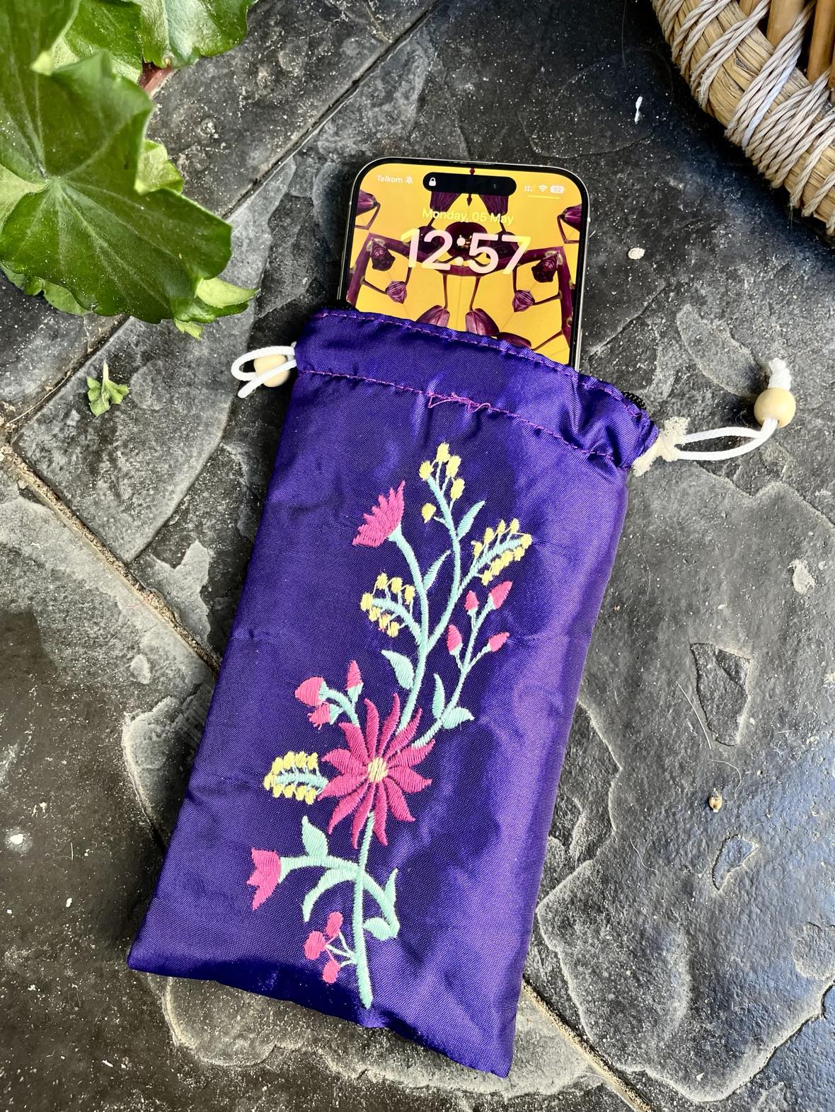 Silk Cellphone Bag