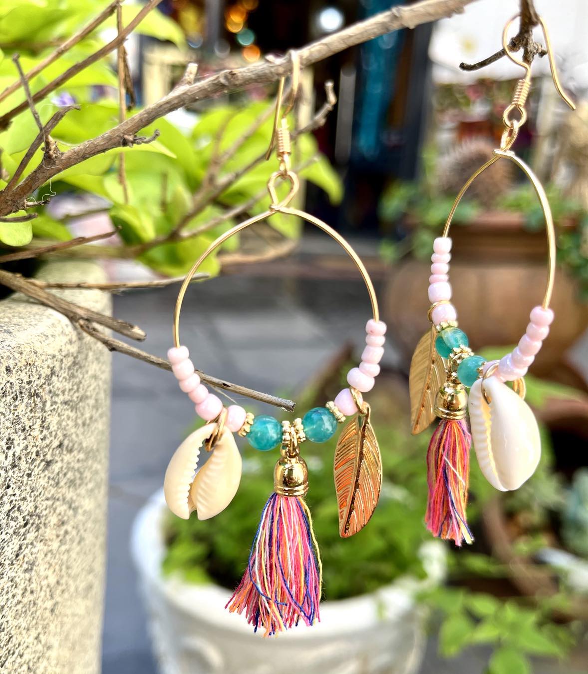 Hoop Cowrie Feather Earings