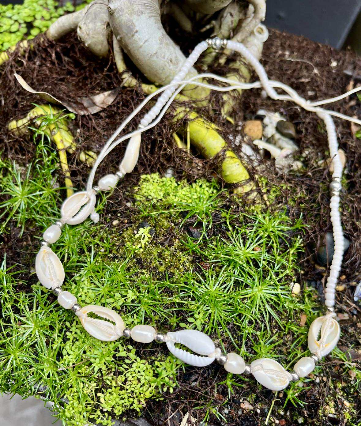 Cowrie Choker With Beads
