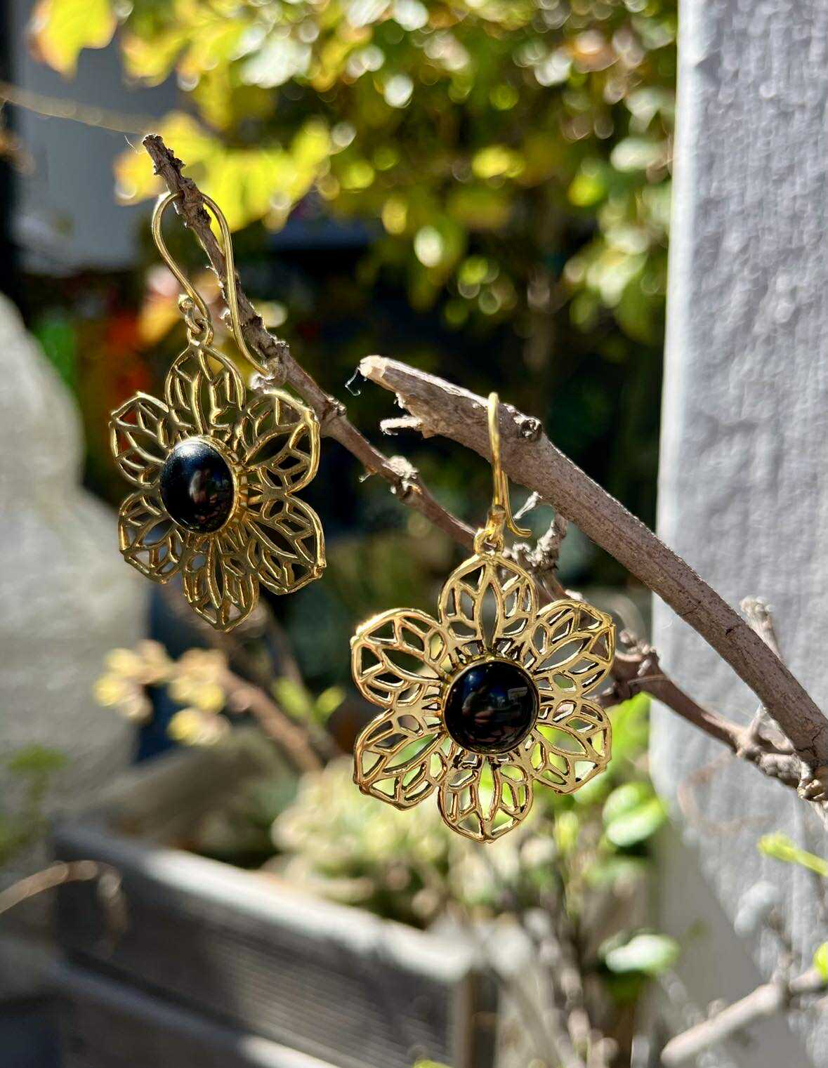 Flower Radiance Gemstone Rings
