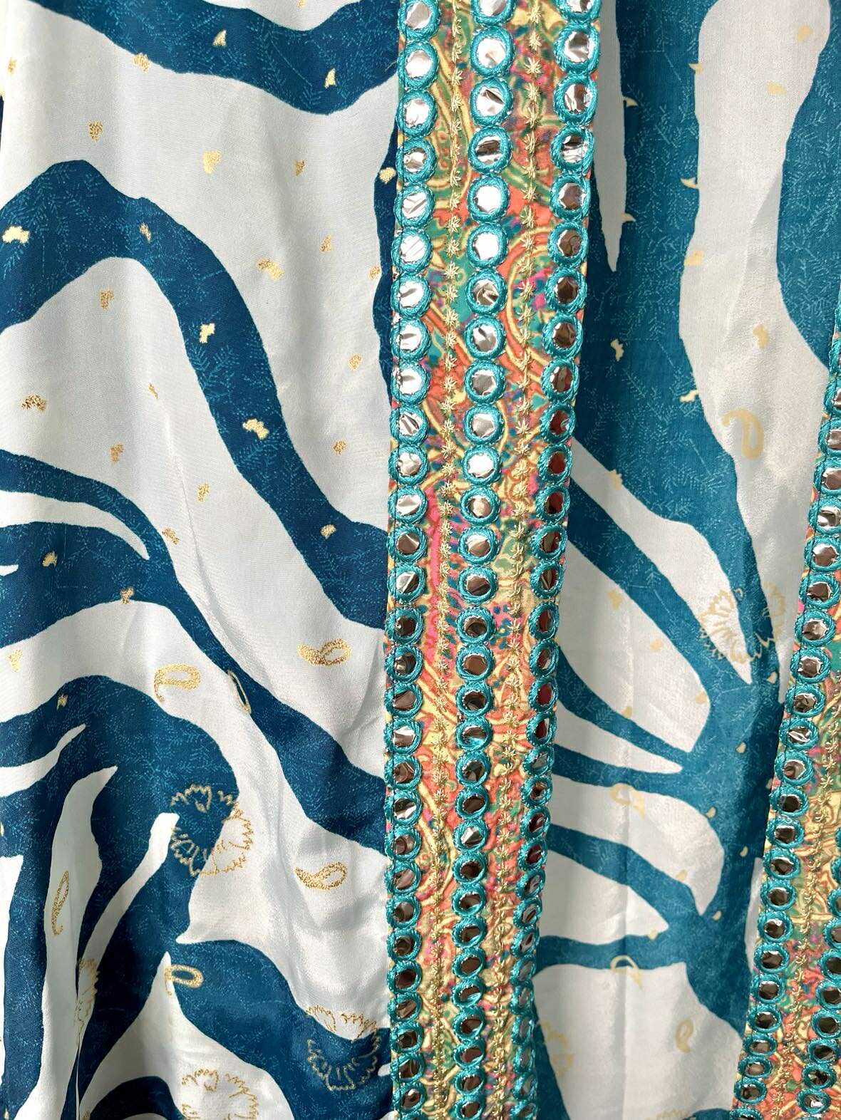 Silk Wanderlust Sleeveless Kimono