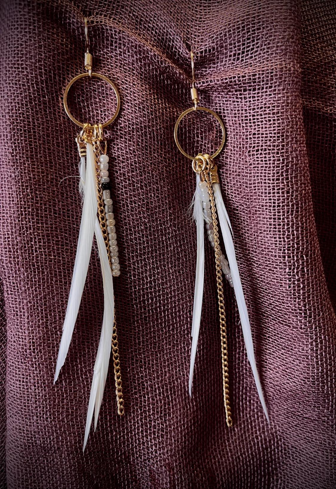 Feather Tail Hoop Earings