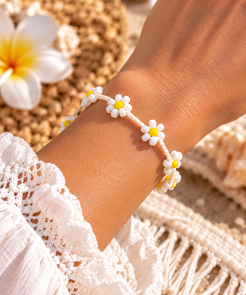 Daisy Chain Bracelet