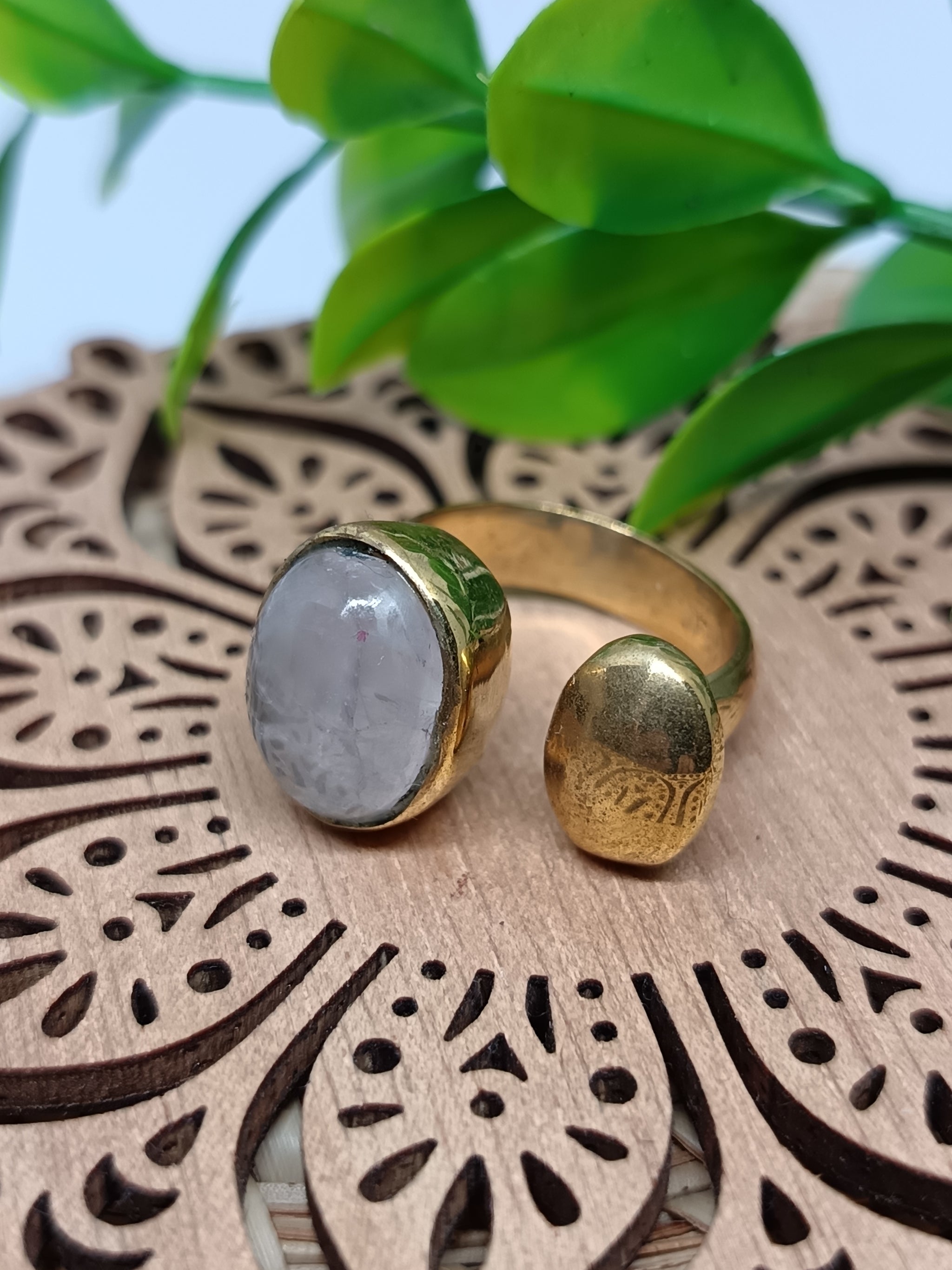 Horizon Gemstone Ring