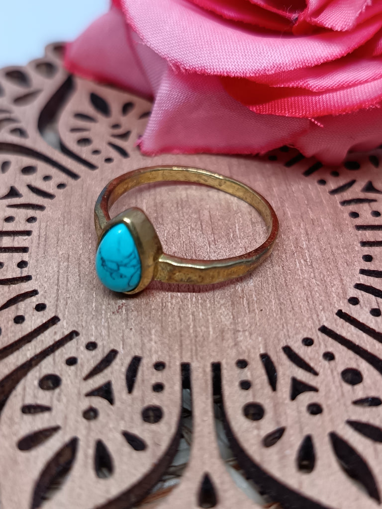Simple Teardrop Gemstone Ring