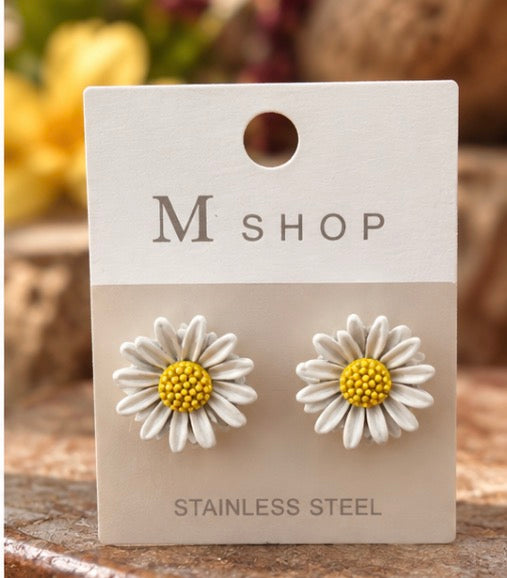 Daisy Stud Earings