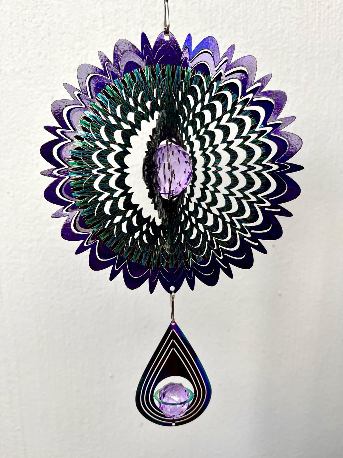 Small Wind Spinner With Teardrop