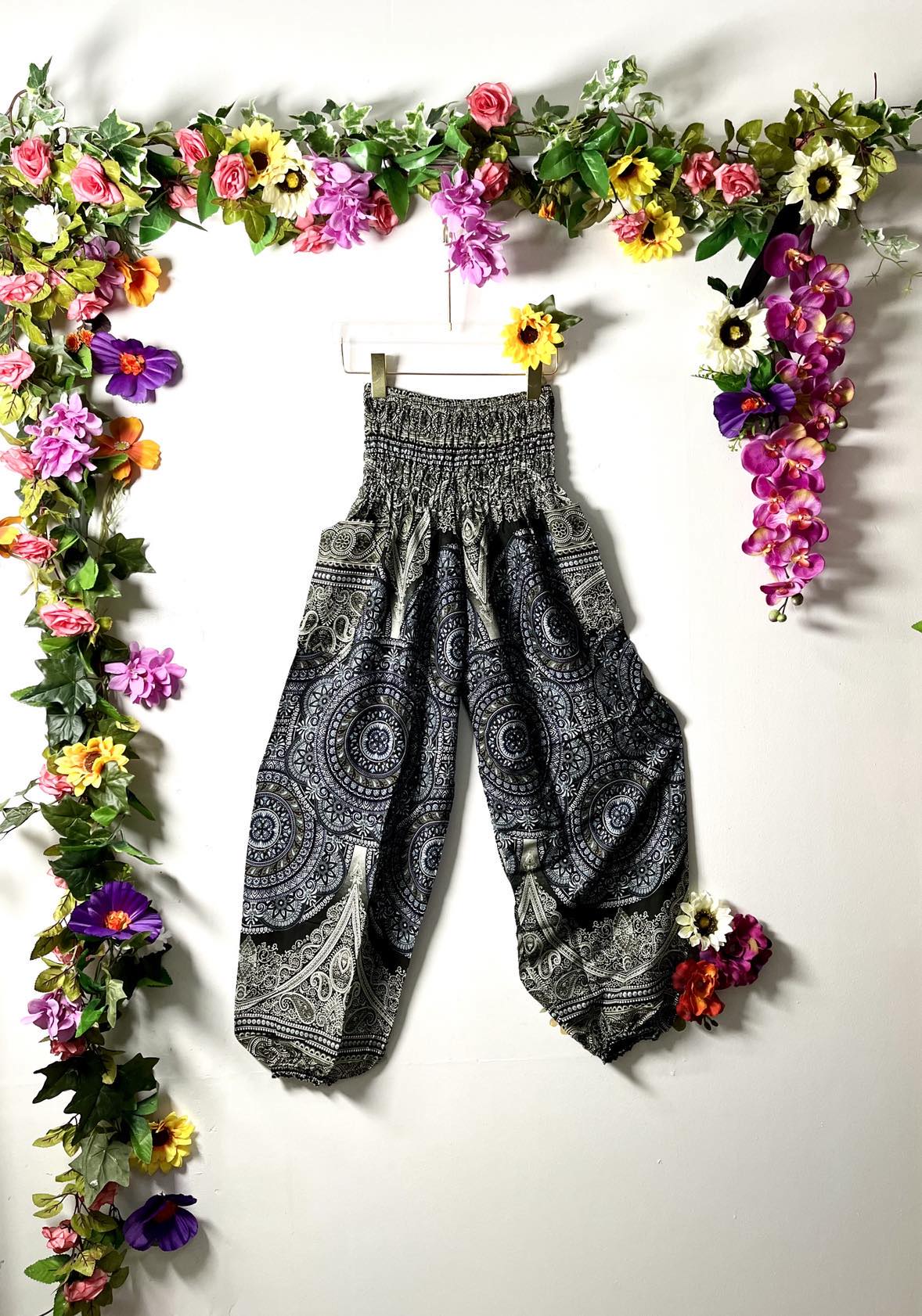 Thai Aladdin Pants