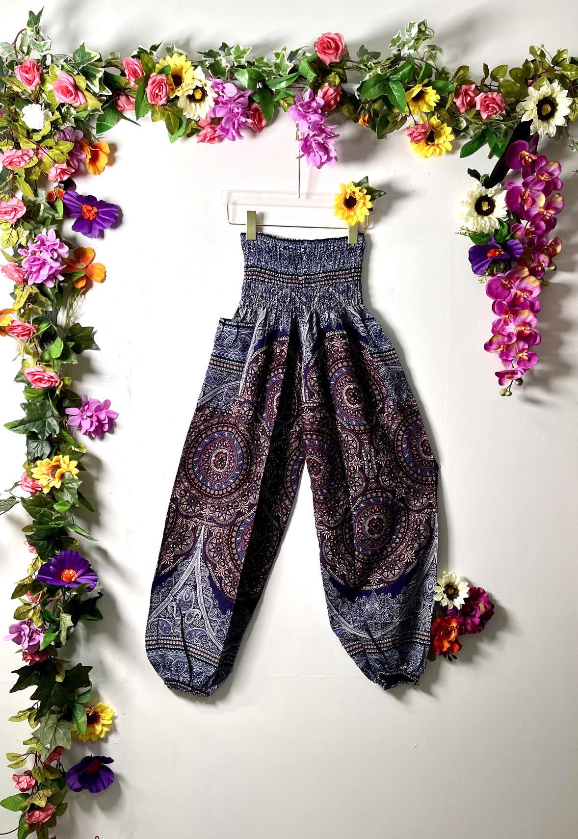 Thai Aladdin Pants