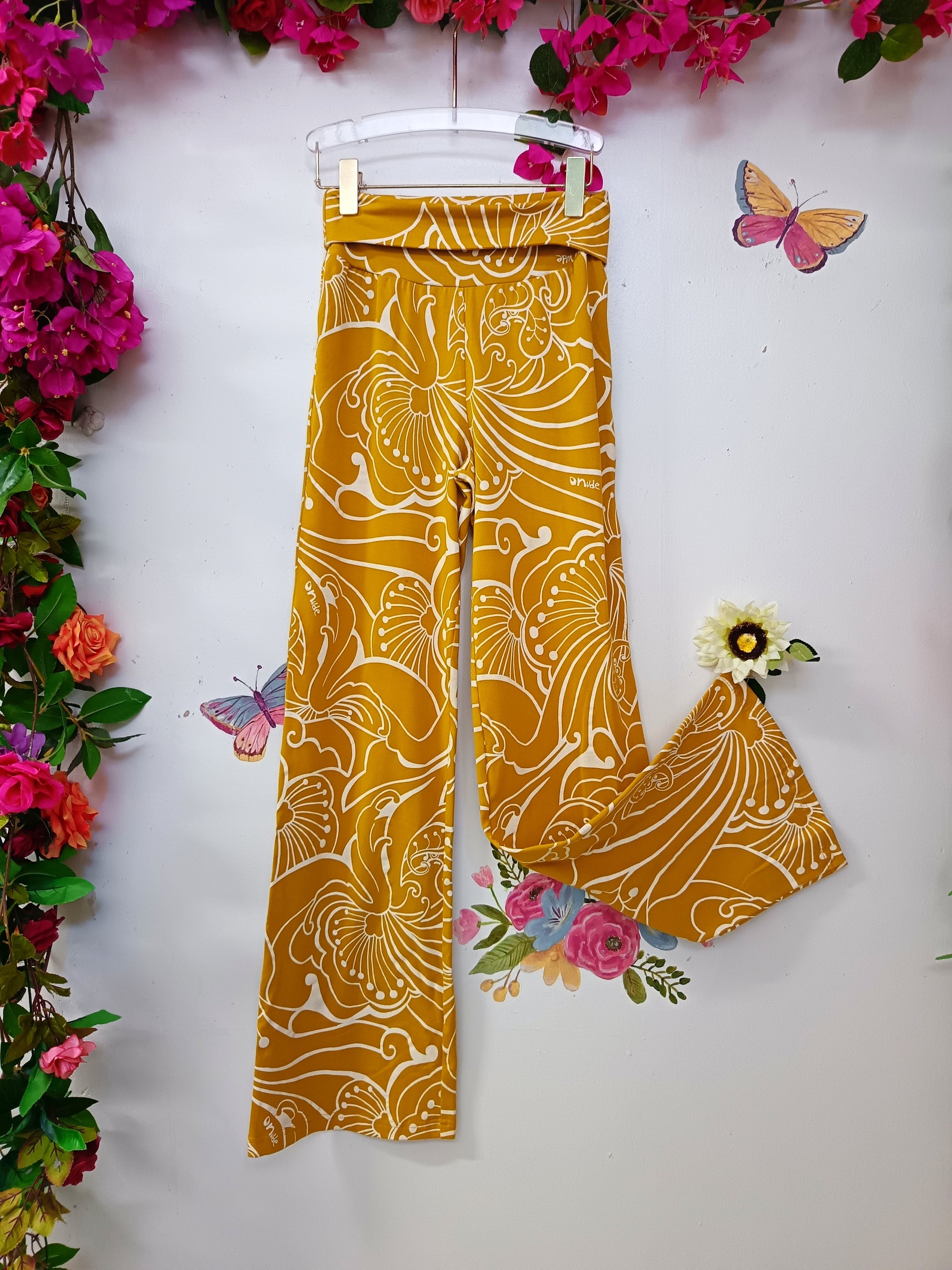 Nude Leisure Pants SMALL