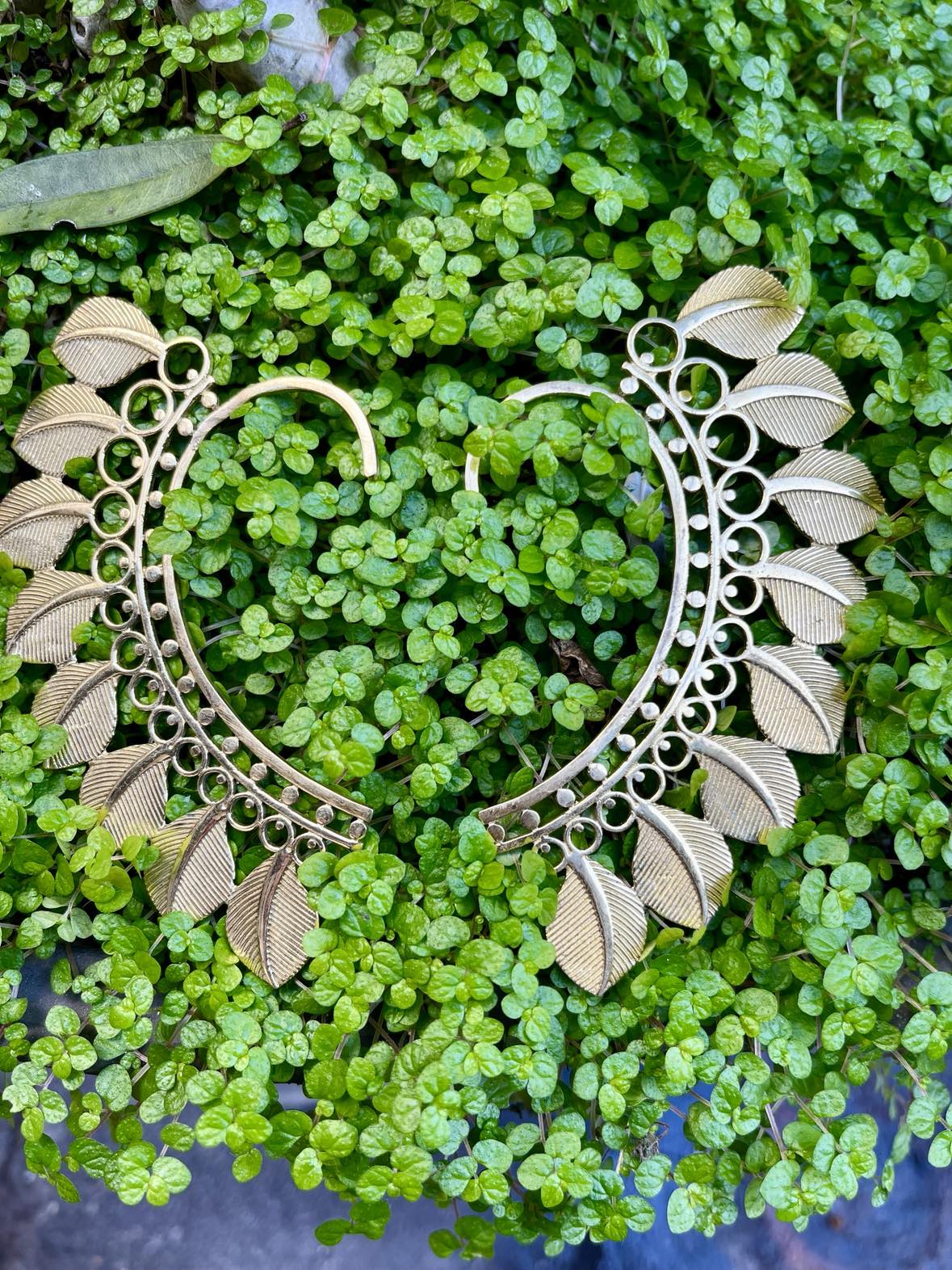 Brass 8 Leaf  Pixie Cuff Large