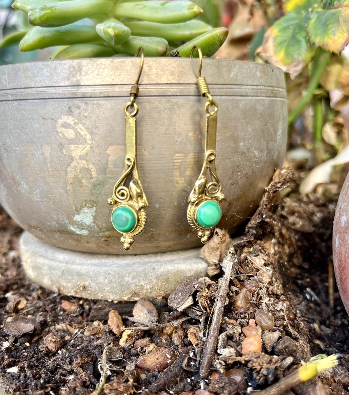 Brass Dropswirl Gemstone Earings