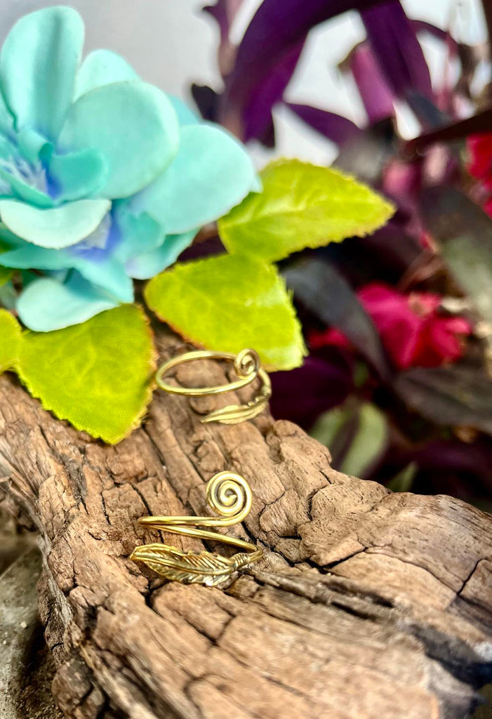 Brass Feather Swirl Ring