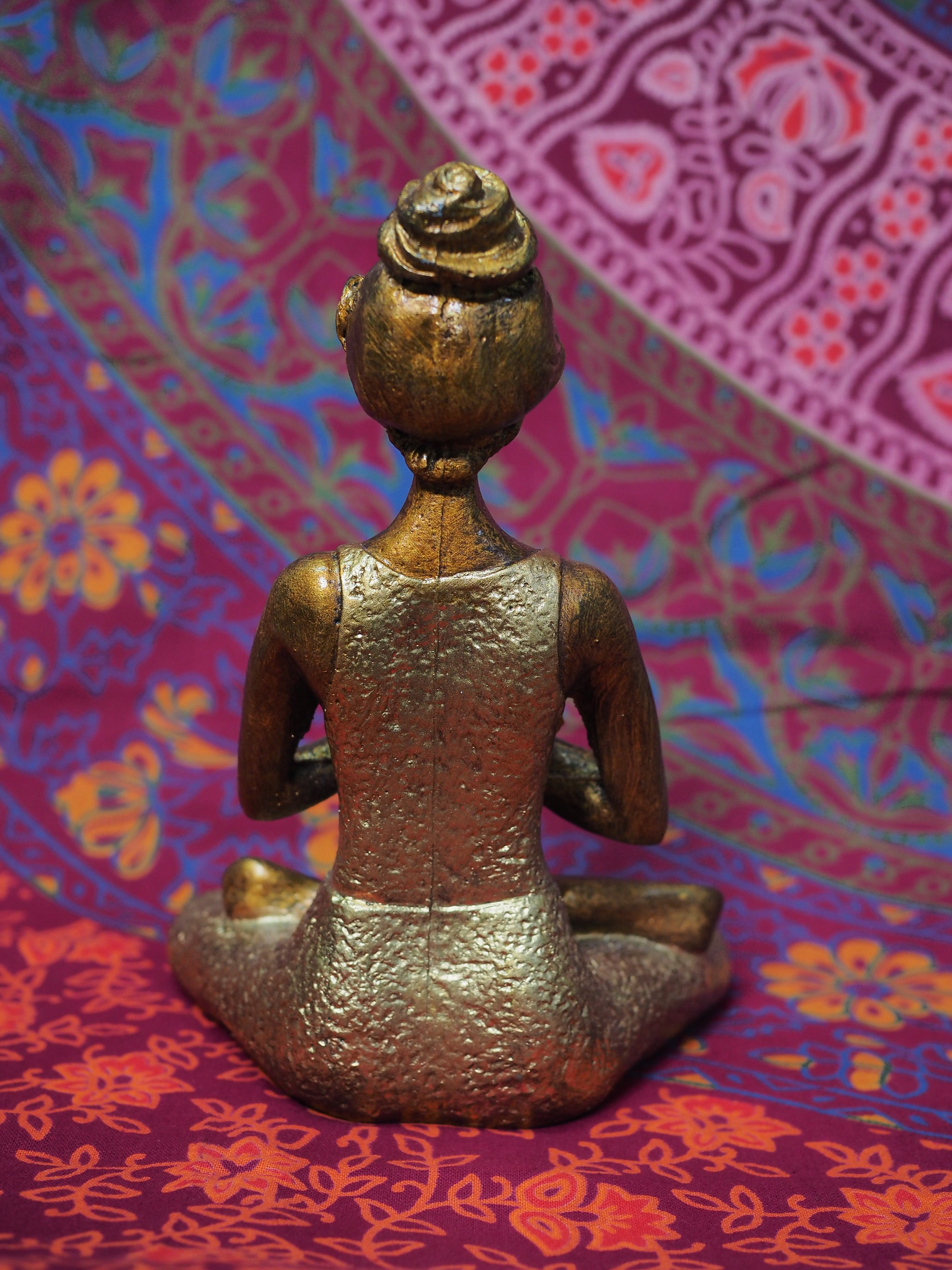 Lotus Pose Yoga Woman (Large)