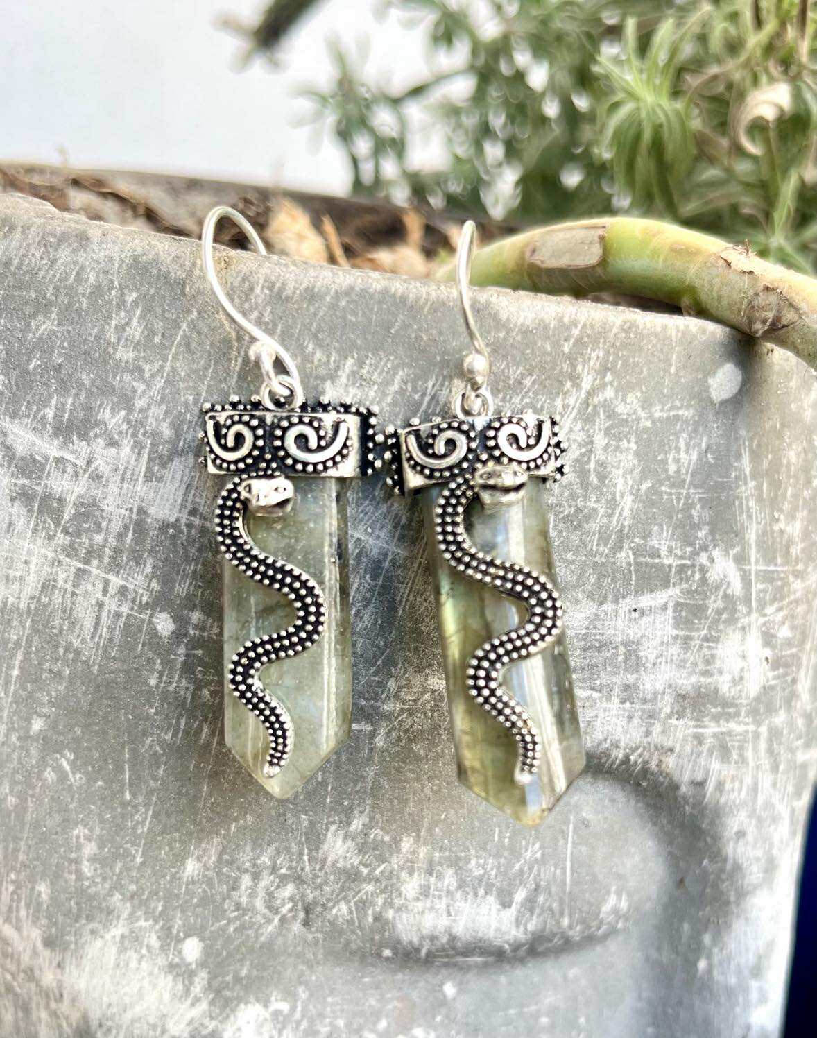 Crystal Point Mystical Earings