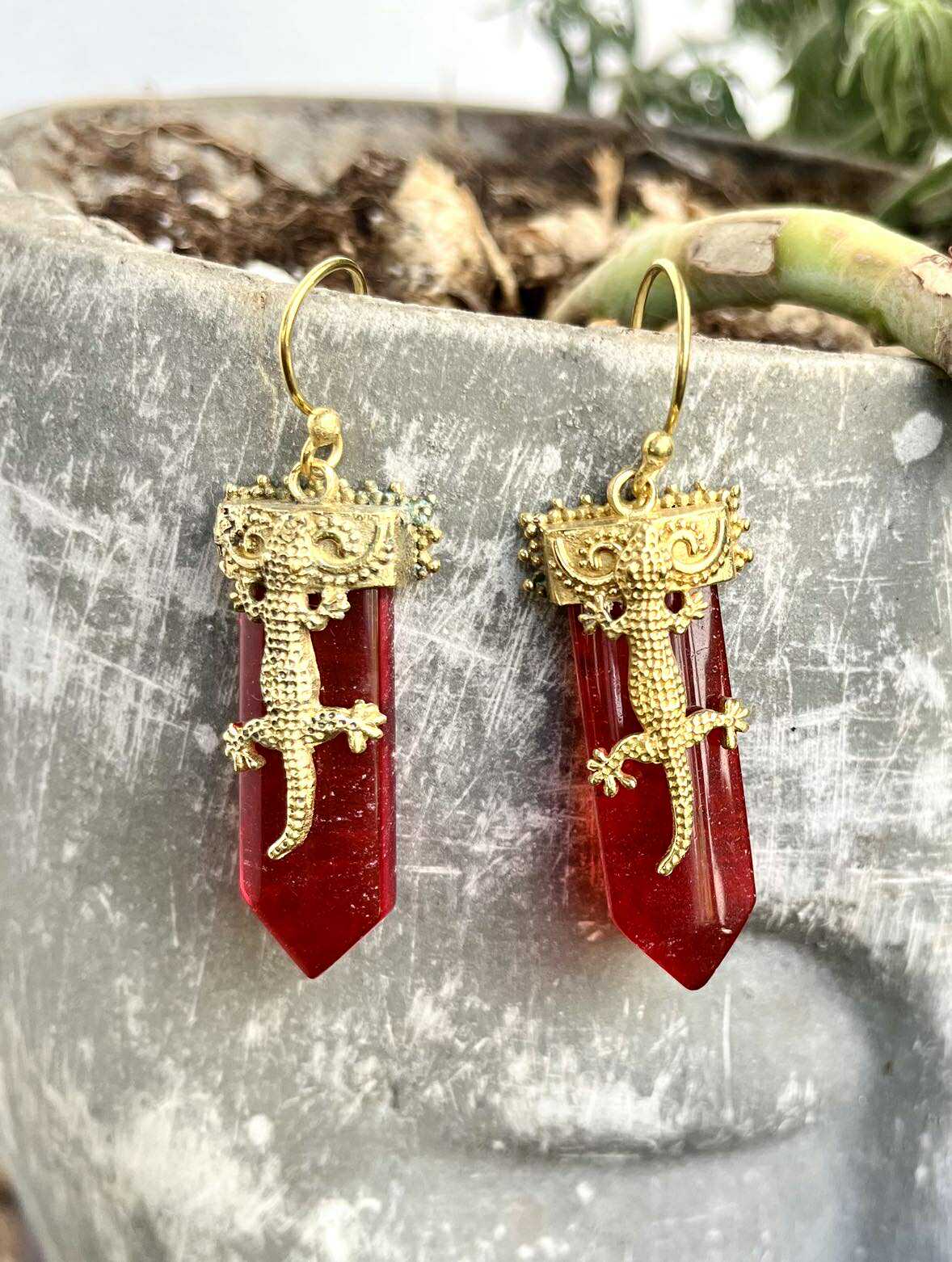 Crystal Point Mystical Earings