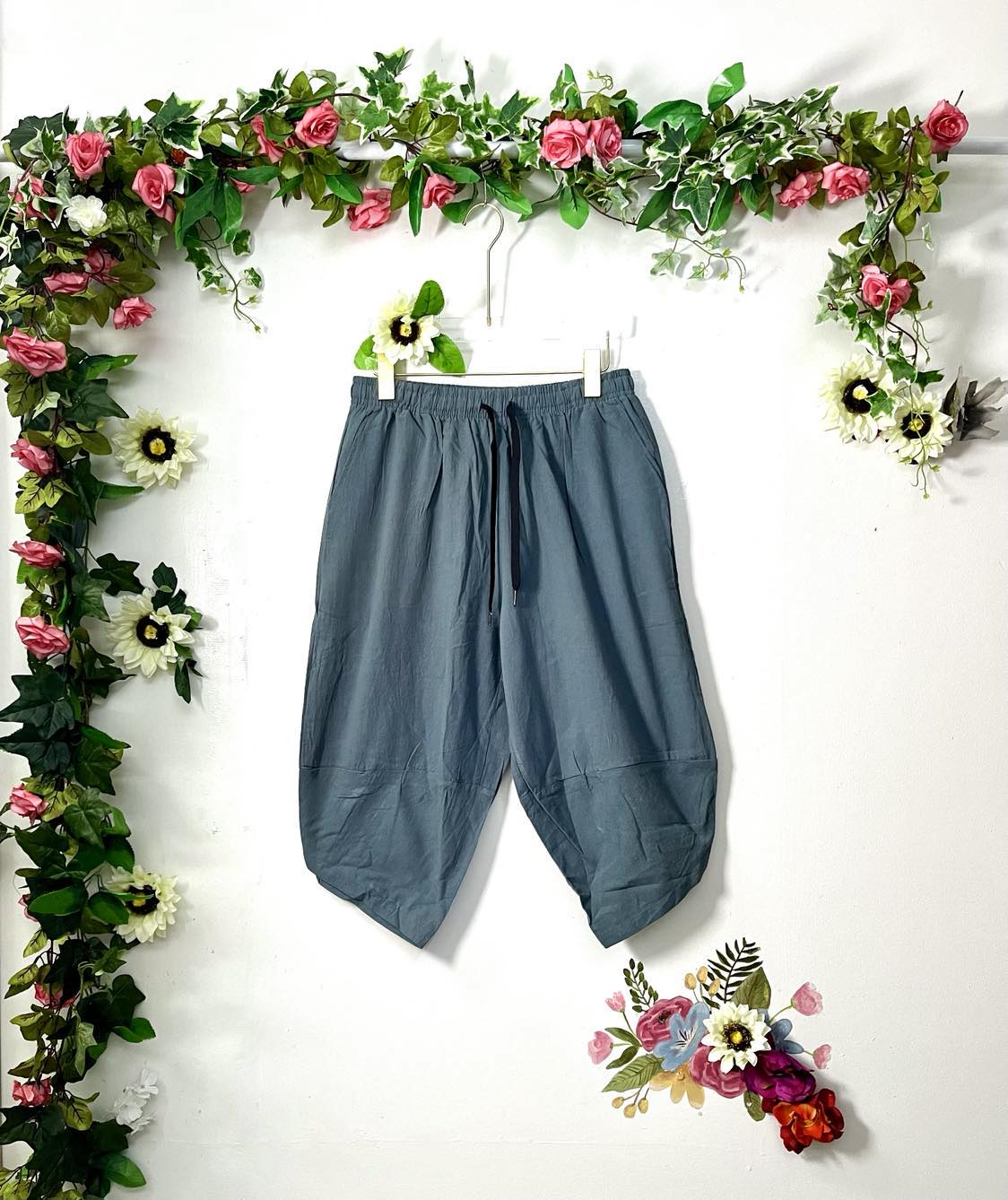 Sabai 3/4 Harem Pants