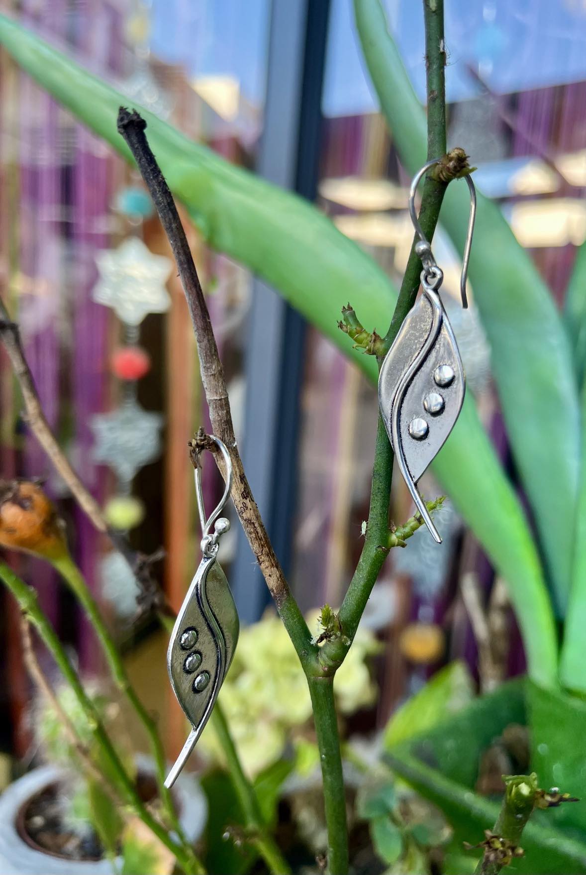 Silver 3 Dotted Leaf Earings