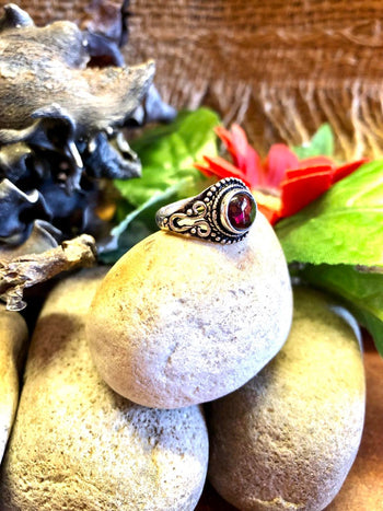 Swirly Round Gypsy Ring Silver