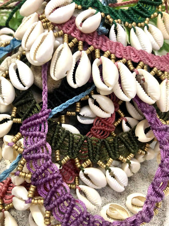 Cowrie Makrame Choker
